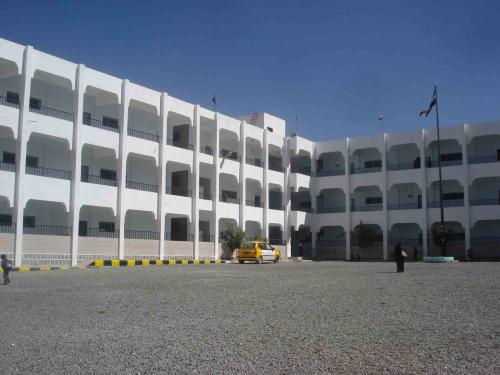 توقف الامتحانات الفصلية في عدن بسبب استمرار الإضراب ووزير التربية يعقد لقاءً تشاورياً