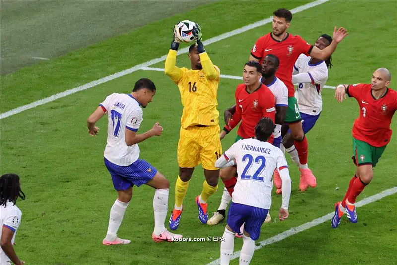 فرنسا تنهي حلم كريستيانو وتعيد البرتغال للديار