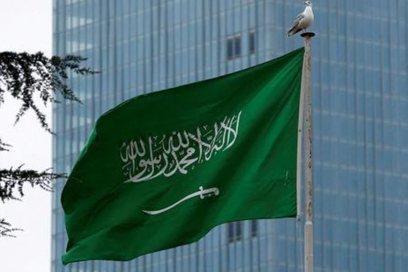 مسؤولون سعوديون في إيران لبحث إعادة فتح السفارة والقنصلية
