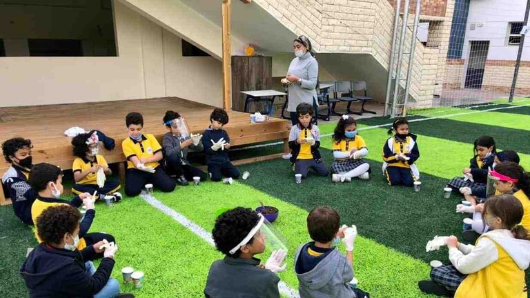 مصر.. مدرسة أجنبية خاصة تدرس مادة المثلية لطلاب الصف السادس!