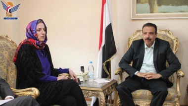 جماعة الحوثيين تؤكد انفتاحها لمبادرات معالجة الاقتصاد