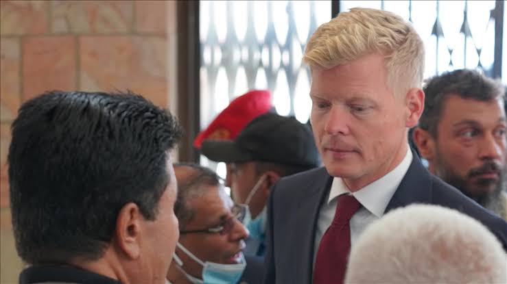 الحوثيون يشككون بنجاح المبعوث الأممي في قيادة مفاوضات لإنهاء الحرب