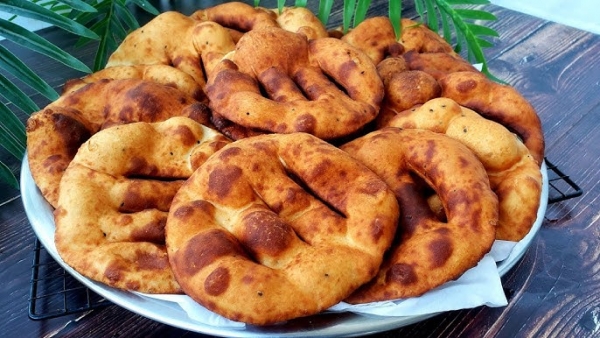 تقرير: صناعة الخمير في اليمن تقاوم الأزمات