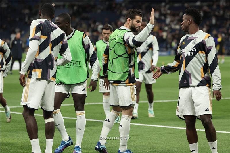 نجم ريال مدريد يبلغ الإدارة بالرحيل