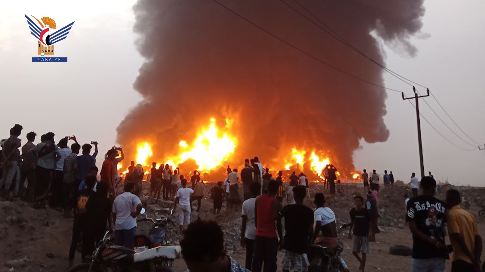 غارات إسرائيلية تستهدف خزانات نفط ومنشآت عسكرية تابعة للحوثيين في مدينة الحديدة وسقوط قتلى وجرحى