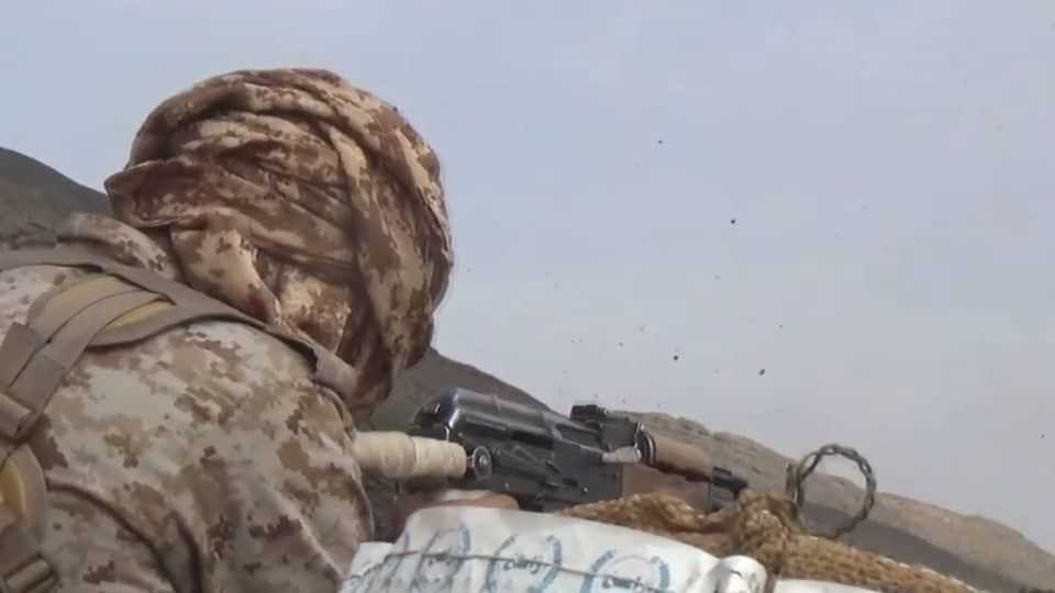 ارتفاع قتلى الاشتباكات بين الجيش ومسلحين قبليين في مارب إلى أربعة وإصابة آخرين