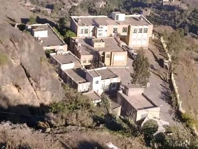 حاولا منع نهب ما بحوزتهما من قات ونقود.. إصابة شخصين برصاص مسلحين حوثيين في مديرية مذيخرة غربي إب