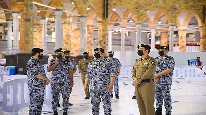 توقيف سعودي سهّل وصول صحافي إسرائيلي إلى مكة