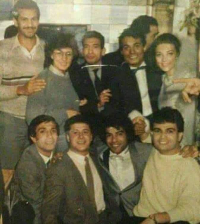 كل هؤلاء النجوم حضروا حفل زفاف هذا الفنان.. لن تصدق من هو