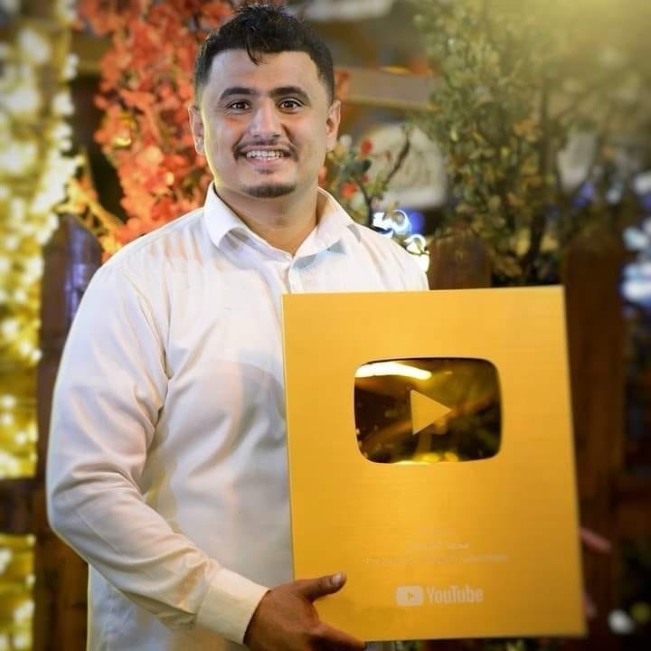 عدن... قوات الانتقالي تعتقل إعلامي يوتيوبر اثناء تصويره برنامج مسابقاتي بحجة عدم حصوله على ترخيص من هيئة الإعلام