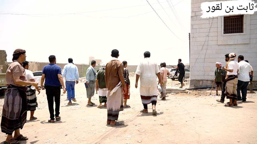 توتر وإطلاق نار خلال محاكمة متهمين بقتل رجل الأعمال الأشول ورفاقه في لحج